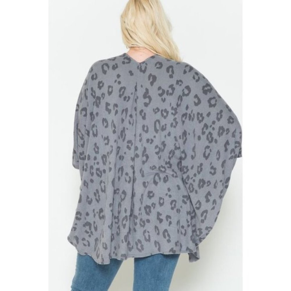 Gray Leopard Print open front Kimono Cardigan - Picture 3 of 7